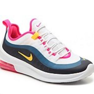 Women's Nike Air Max Axis Sneakers